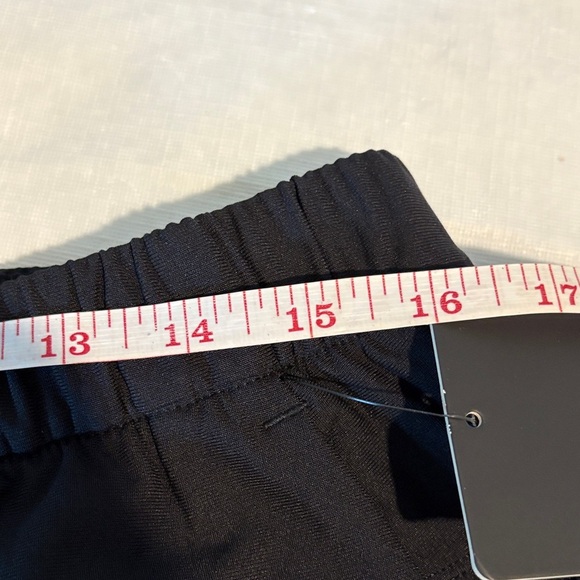 NWT lululemon athletica Men's AbC short - Picture 7 of 12